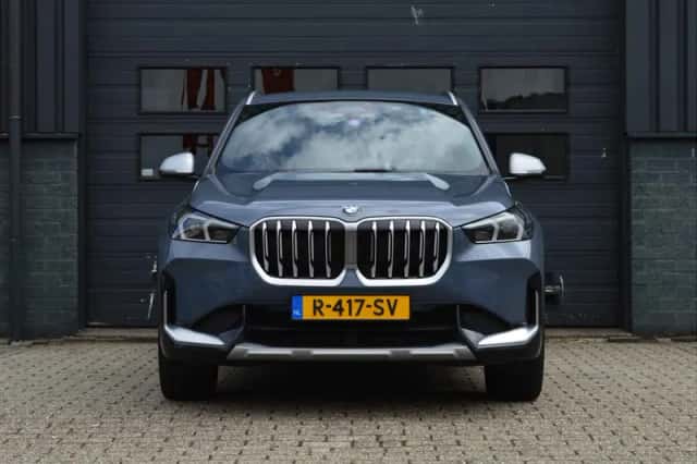 BMW X1 (2022) thumbnail 5