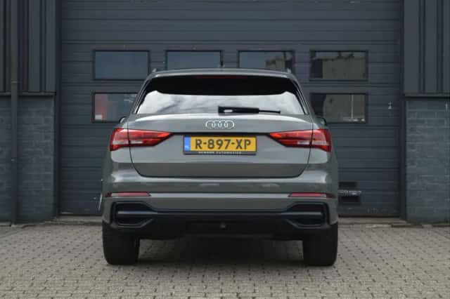 Audi Q3 (2020) thumbnail 6