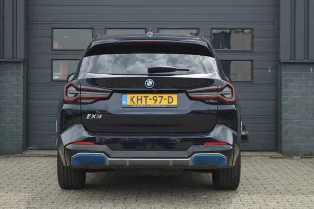 BMW iX3 (2022) thumbnail 6