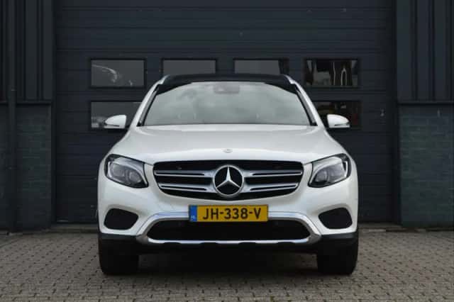 Mercedes-Benz GLC-Klasse (2016) thumbnail 5