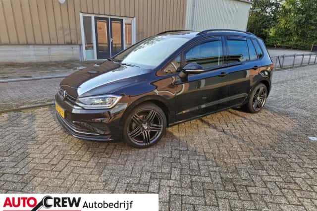 Volkswagen Golf Sportsvan (2019) thumbnail 1