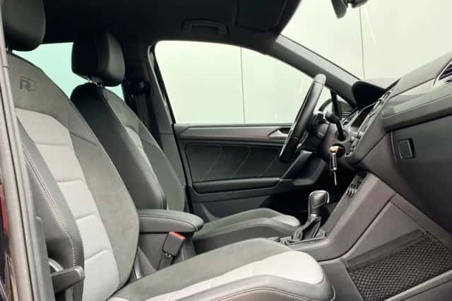Volkswagen Tiguan (2017) thumbnail 5