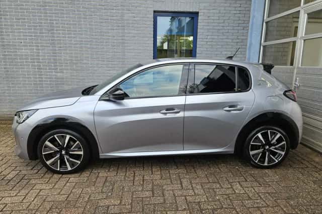 Peugeot 208 (2021) thumbnail 6
