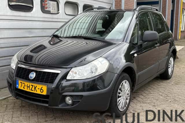 Fiat Sedici (2009) thumbnail 2