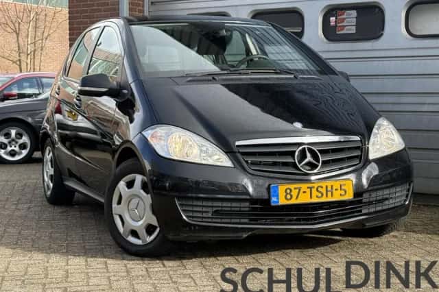 Mercedes-Benz A-Klasse (2012) thumbnail 1