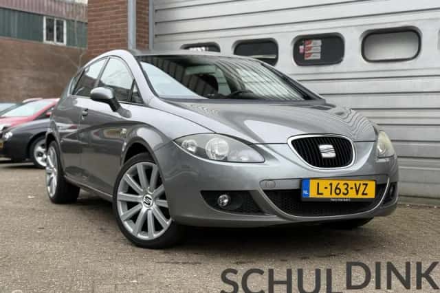 SEAT Leon (2009) thumbnail 1