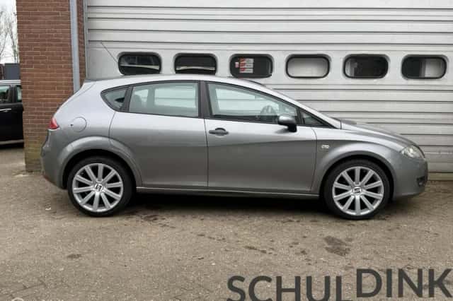 SEAT Leon (2009) thumbnail 6
