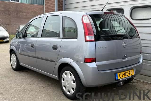 Opel Meriva (2004) thumbnail 4