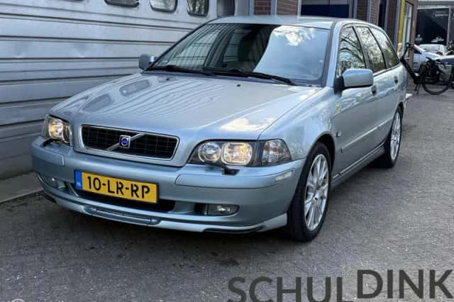 Volvo V40 (2003) thumbnail 2