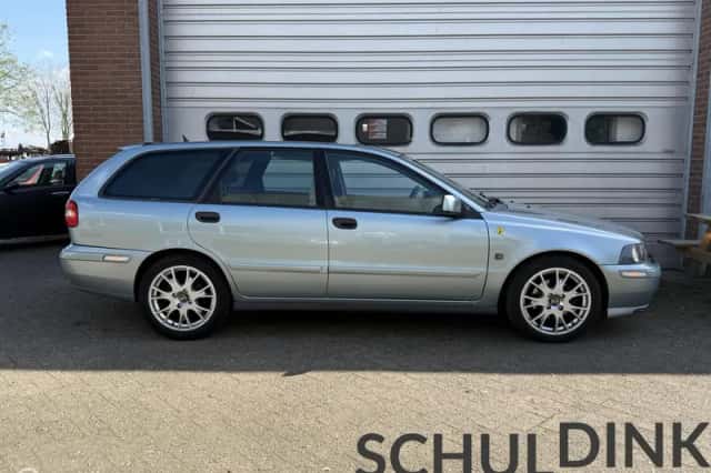Volvo V40 (2003) thumbnail 6