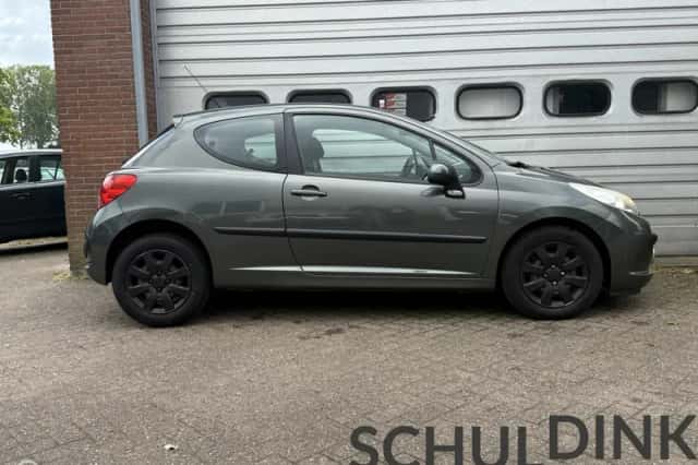 Peugeot 207 (2008) thumbnail 6