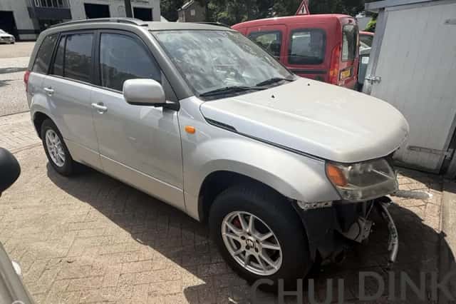 Suzuki Grand Vitara (2008) thumbnail 1