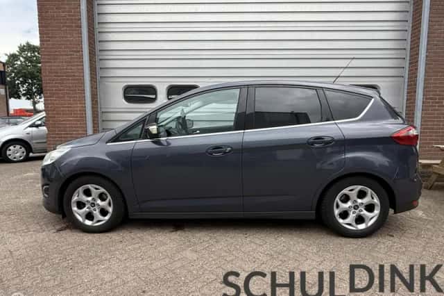 Ford C-Max (2012) thumbnail 3