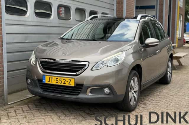Peugeot 2008 (2016) thumbnail 2
