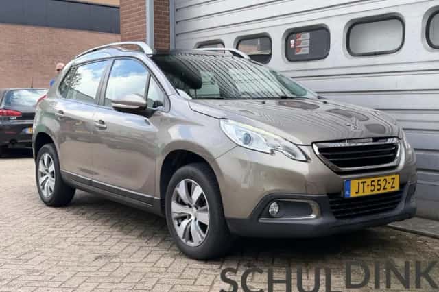 Peugeot 2008 (2016) thumbnail 5