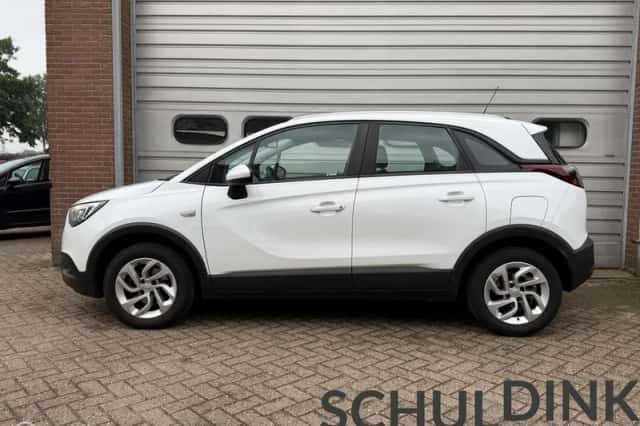 Opel Crossland (2018) thumbnail 3