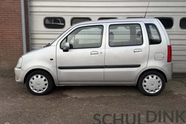 Opel Agila (2005) thumbnail 3