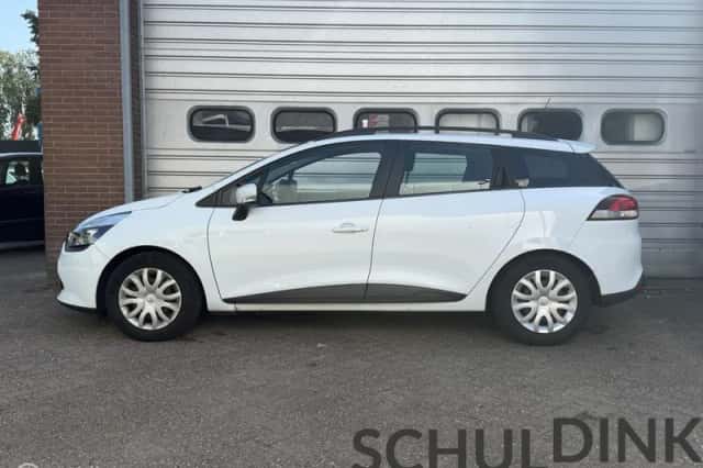 Renault Clio (2014) thumbnail 3