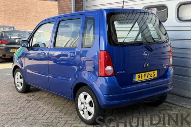 Opel Agila (2004) thumbnail 4