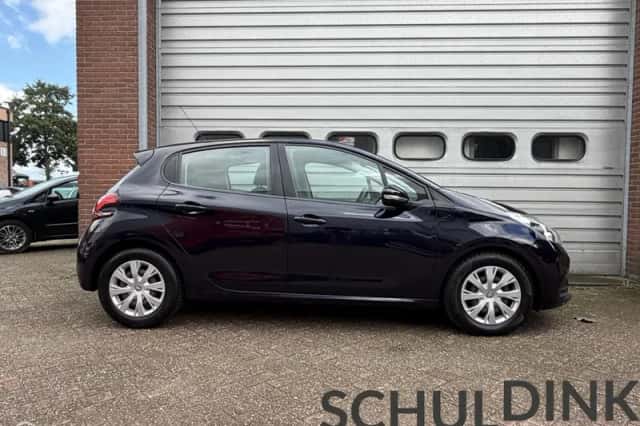 Peugeot 208 (2018) thumbnail 6