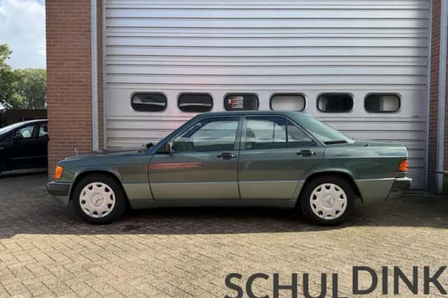Mercedes-Benz 190-Serie (1992) thumbnail 3