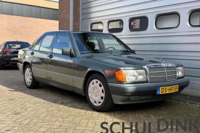Mercedes-Benz 190-Serie (1992) thumbnail 5