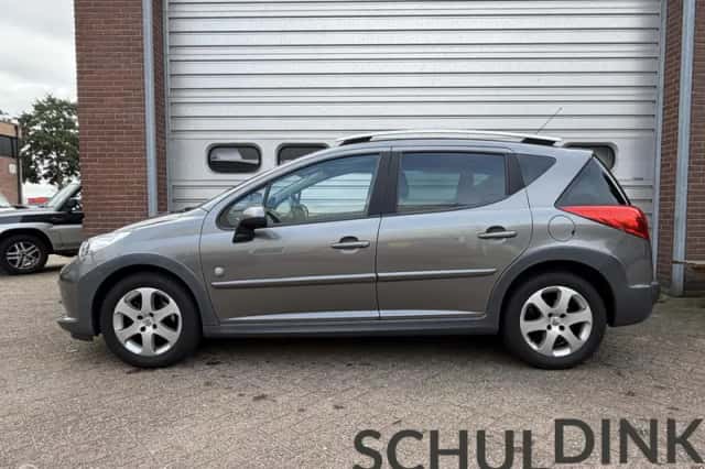Peugeot 207 (2008) thumbnail 3