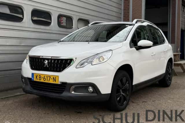 Peugeot 2008 (2016) thumbnail 2