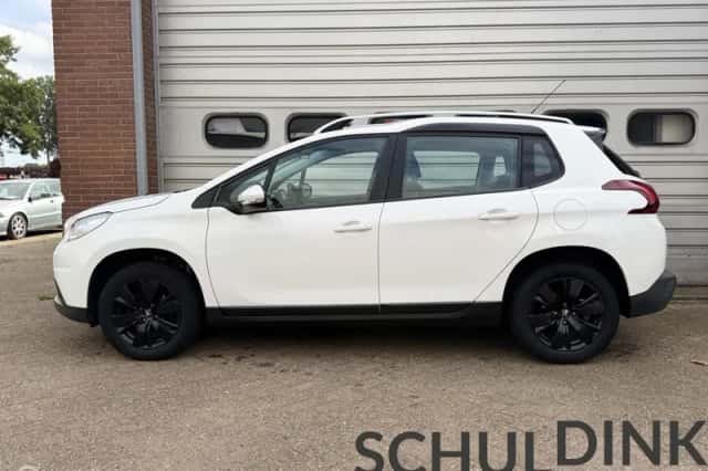 Peugeot 2008 (2016) thumbnail 3