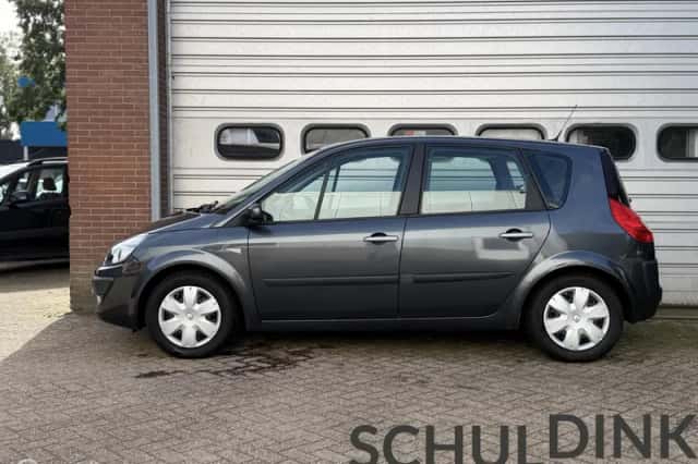 Renault Scénic (2008) thumbnail 3