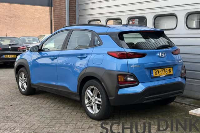 Hyundai Kona (2018) thumbnail 4