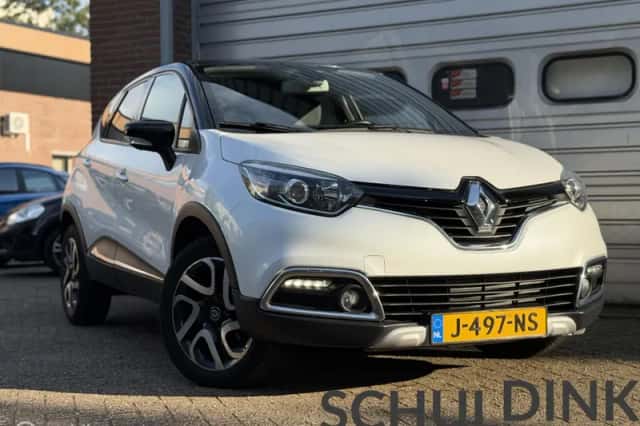 Renault Captur (2017) thumbnail 1