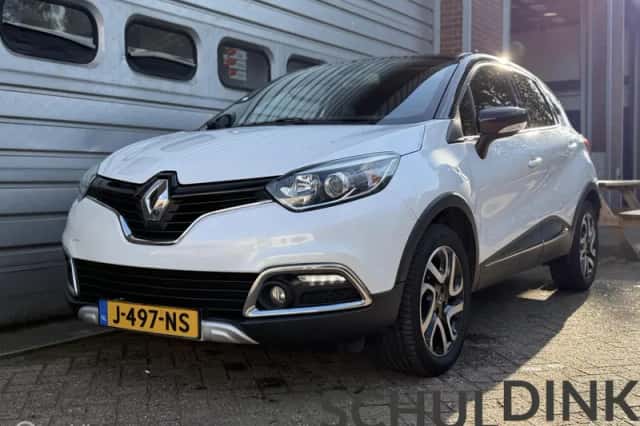 Renault Captur (2017) thumbnail 2