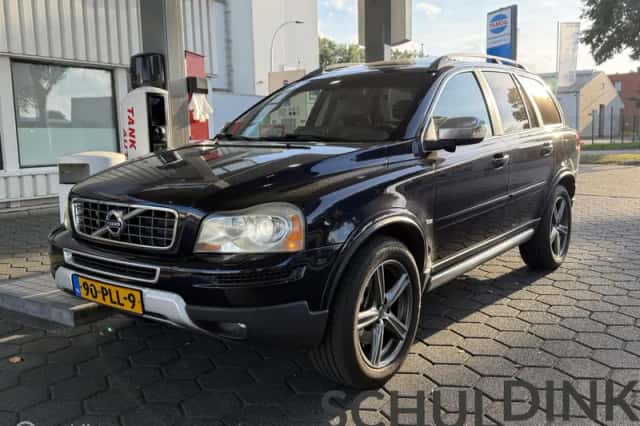 Volvo XC90 (2008) thumbnail 1