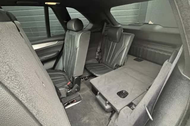 BMW X5 (2017) thumbnail 5