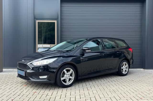 Ford Focus (2016) thumbnail 1