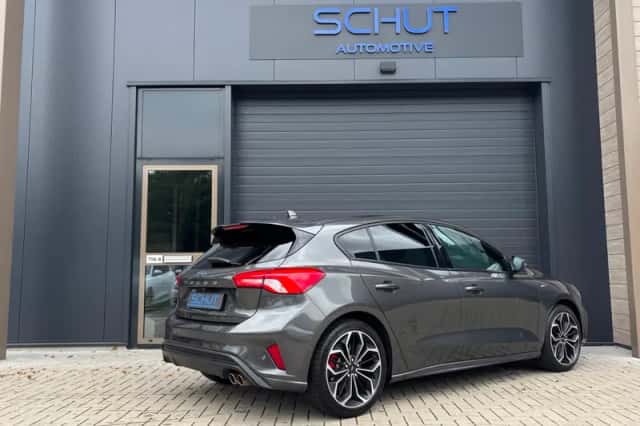Ford Focus (2019) thumbnail 2