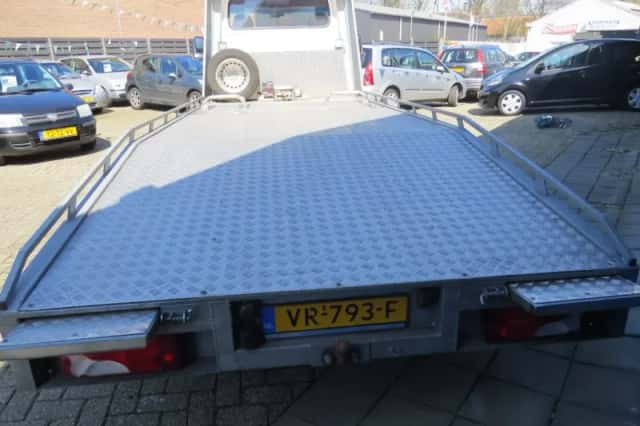 Mercedes-Benz Sprinter (2012) thumbnail 6