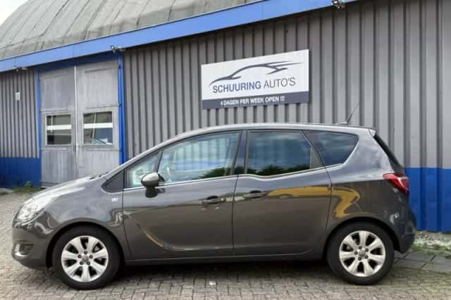 Opel Meriva (2015) thumbnail 2