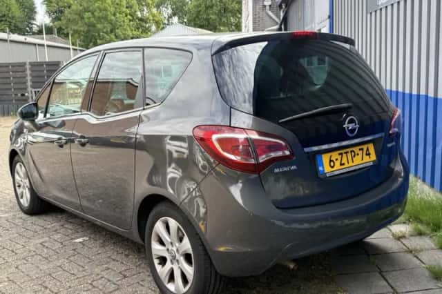 Opel Meriva (2015) thumbnail 5