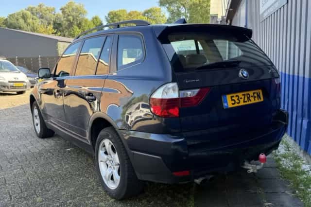 BMW X3 (2008) thumbnail 3