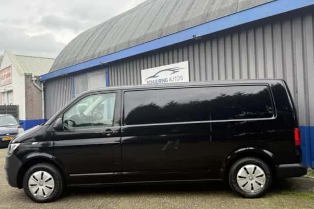Volkswagen Transporter (2026) thumbnail 2