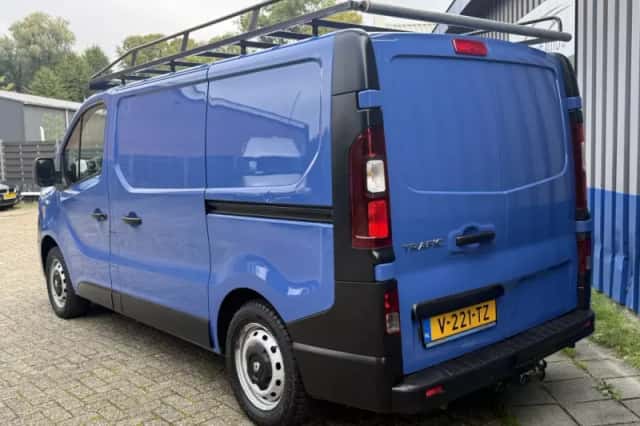 Renault Trafic (2019) thumbnail 3