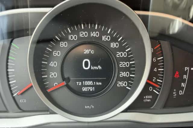 Volvo S60 (2015) thumbnail 6