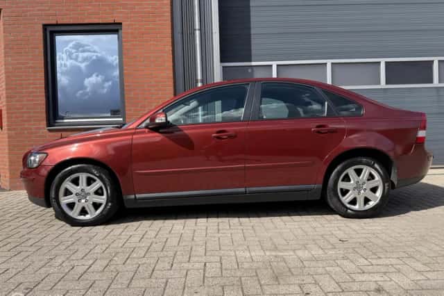 Volvo S40 (2006) thumbnail 1