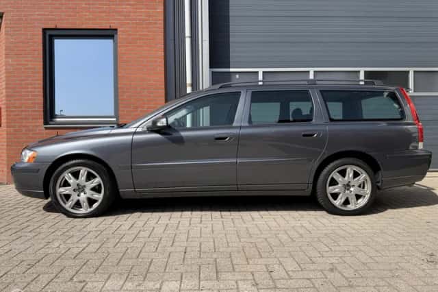 Volvo V70 (2008) thumbnail 1