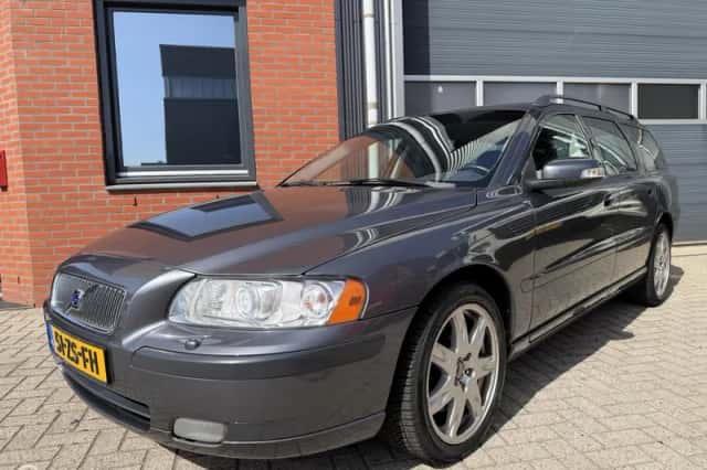 Volvo V70 (2008) thumbnail 2