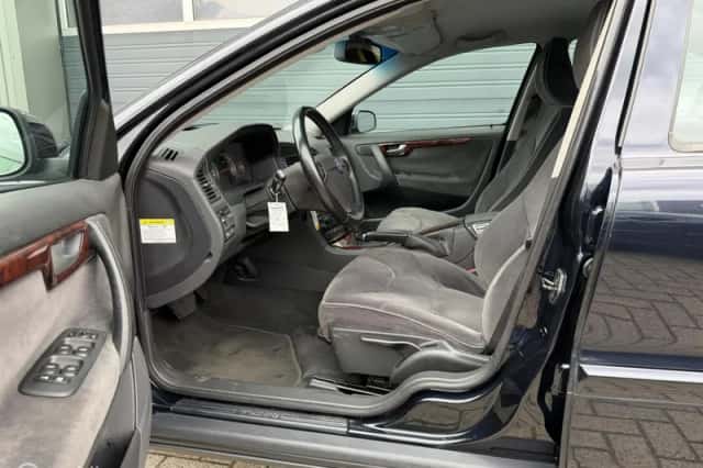 Volvo S60 (2004) thumbnail 4