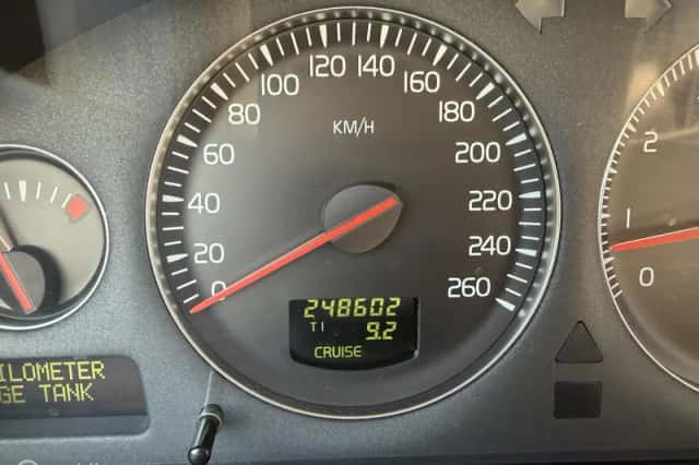 Volvo S60 (2004) thumbnail 6