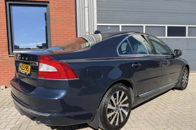 Volvo S80 (2014) thumbnail 3